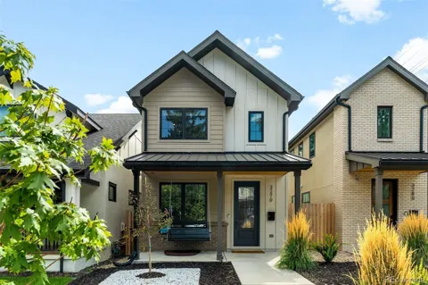 3270 W Hayward Place