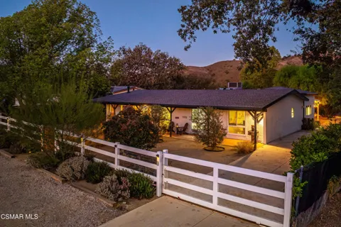 5512 Colodny Drive