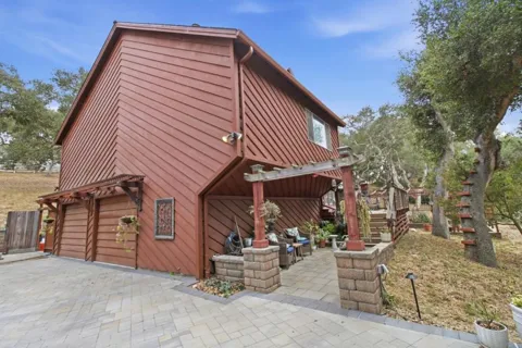 7635 Fallen Leaf Lane