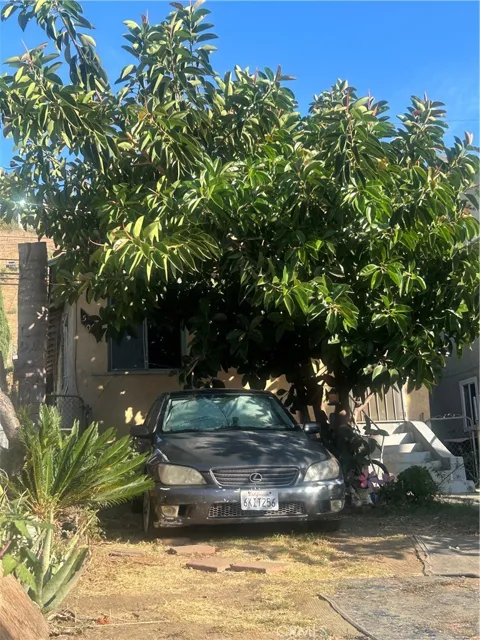 5065 Alhambra