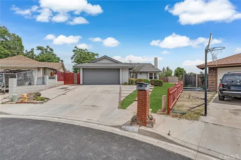 24859 Rock Springs Trail