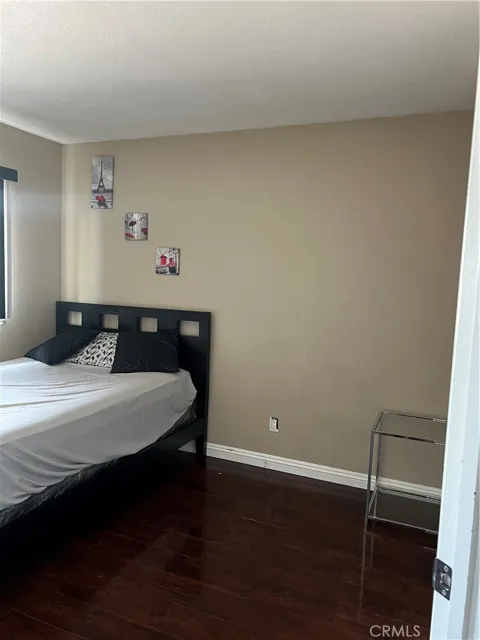 453 Cherry Vista Apt B