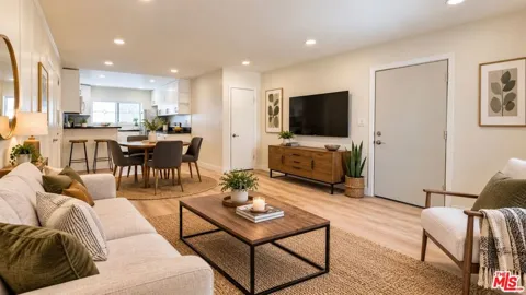 15207 Dickens Street #5