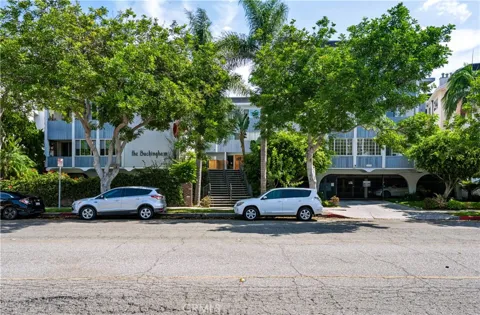 6150 Buckingham Pkwy #110