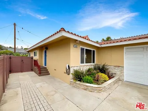1106 W Paseo Del Mar