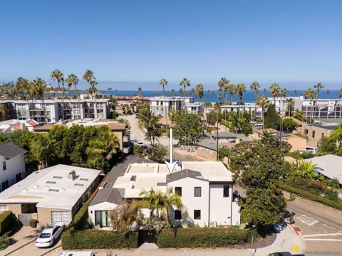 8166 Paseo Del Ocaso