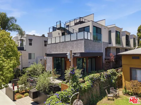 1159 Formosa Avenue #3