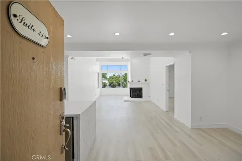 7800 Topanga Canyon Boulevard #313
