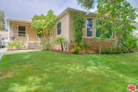 2241 S Beverly Drive
