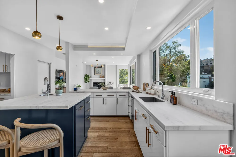 3457 Primera Avenue Los Angeles, CA 90068