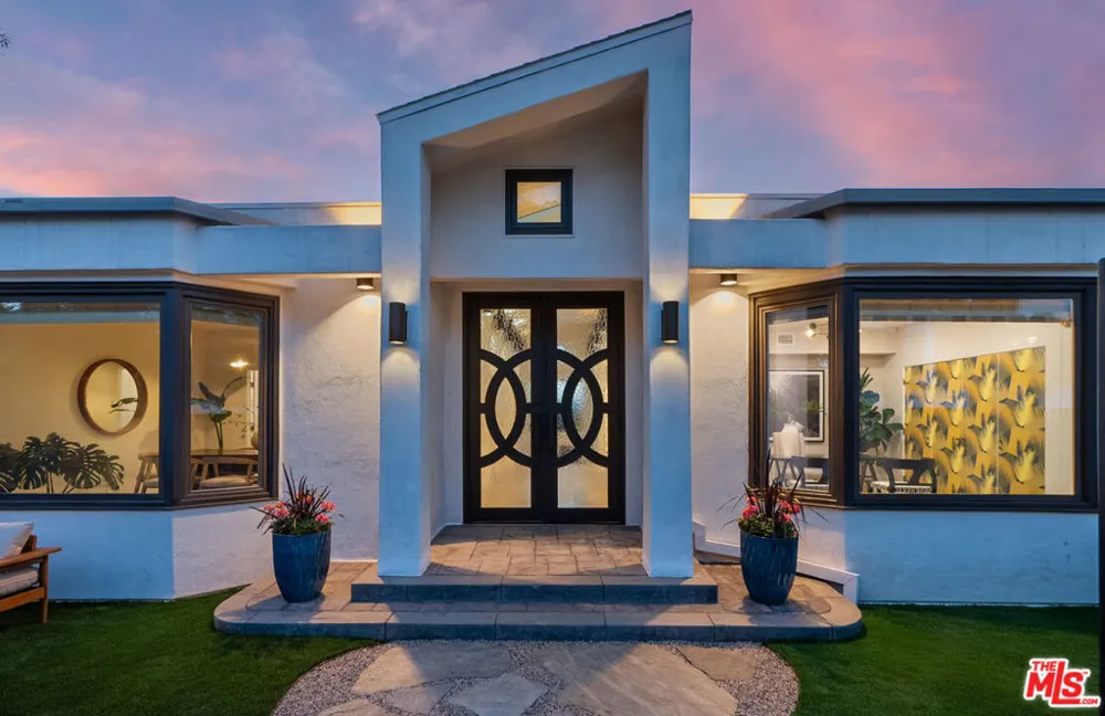 3457 Primera Avenue Los Angeles, CA 90068