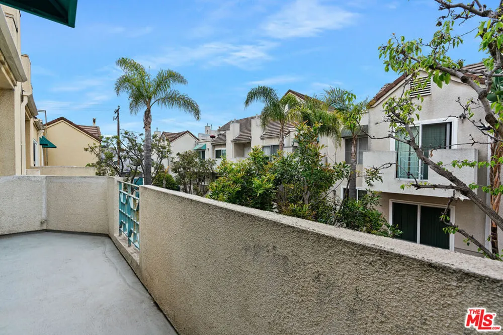 438 E Spruce Avenue #141 Inglewood, CA 90301