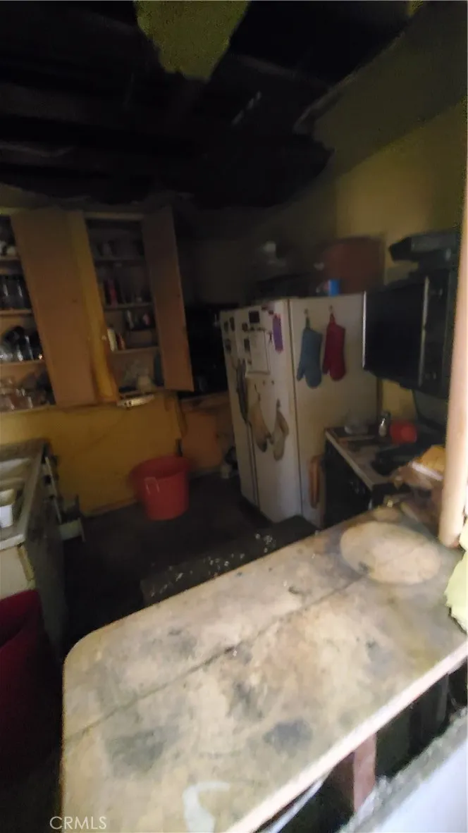 7347 De Soto Los Angeles, CA 91303