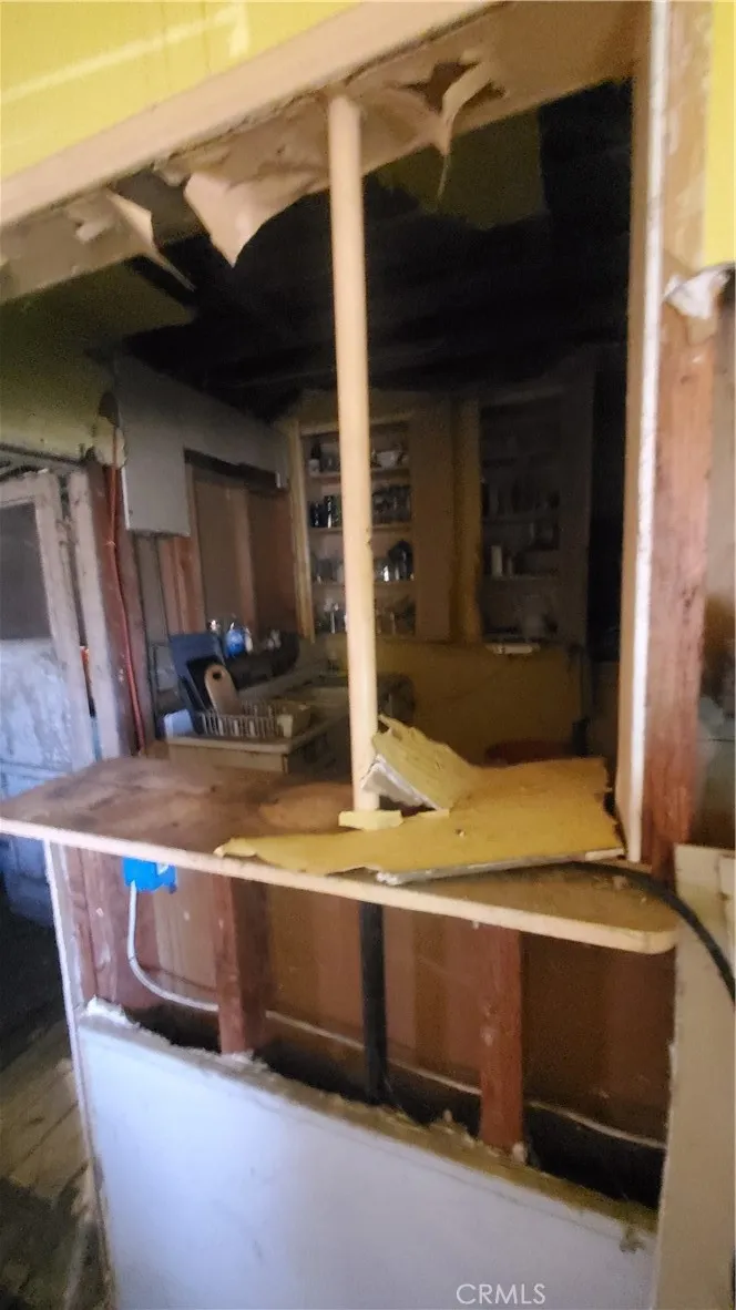 7347 De Soto Los Angeles, CA 91303