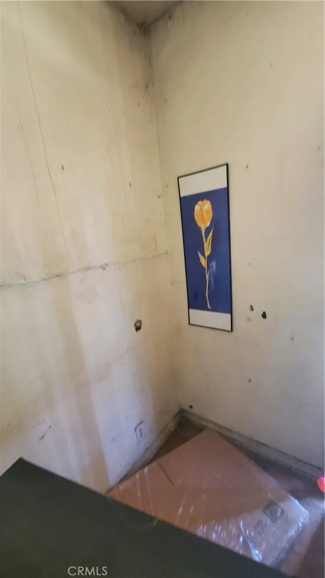 7347 De Soto Los Angeles, CA 91303