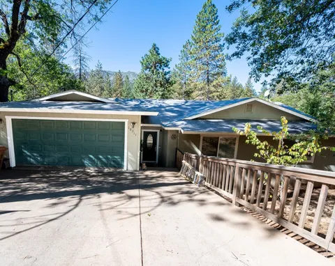 16311 Ponderosa