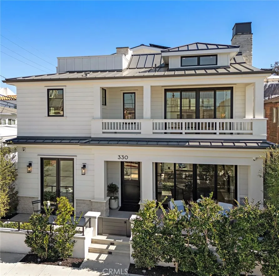330 Onyx Avenue Newport Beach, CA 92662