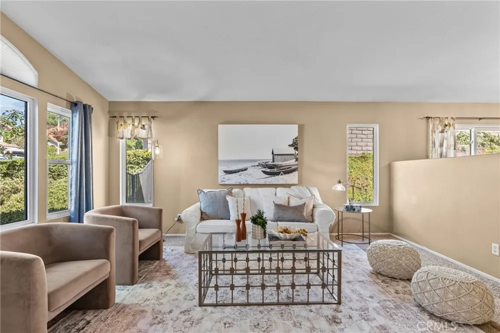 28712 Park Woodland Saugus, CA 91390
