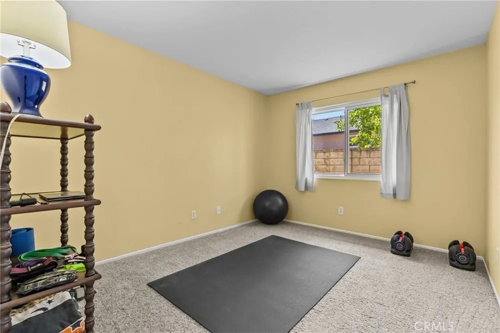 28712 Park Woodland Saugus, CA 91390