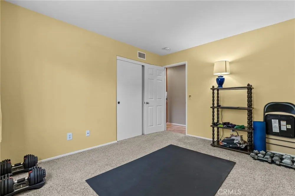 28712 Park Woodland Saugus, CA 91390