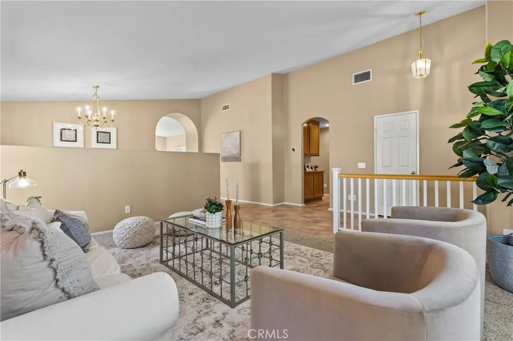 28712 Park Woodland Saugus, CA 91390