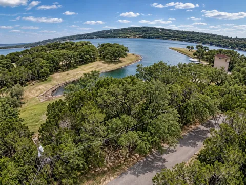 1211 Fawn Park