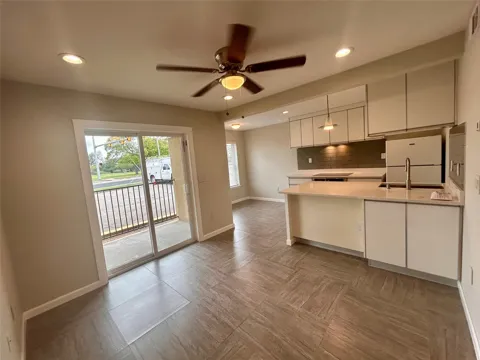 901 E 40th Street #101