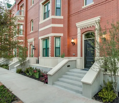 2525 State Street #1110