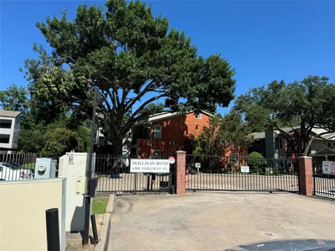 6900 Skillman Street #708