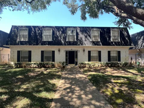 3730 Fairfield Avenue #129