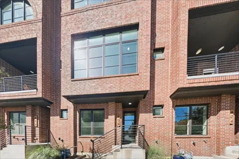 408 Rayner Avenue