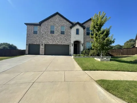 2924 Spirit Woods Lane
