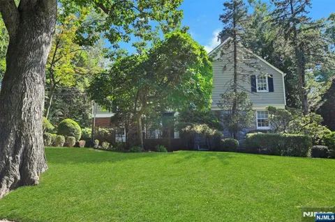 626 Sunderland Road