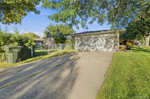 3007 Warrington Drive