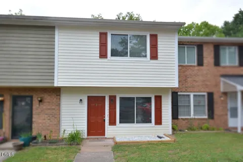 800 Fargo Street #E3