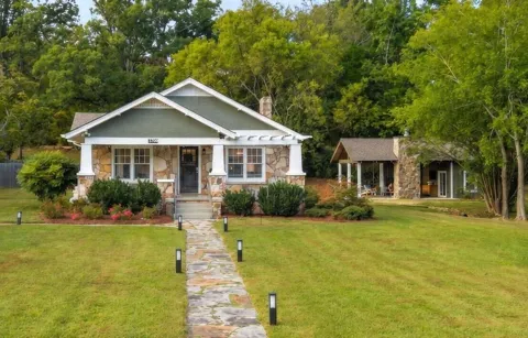 3709 Kellys Ferry Road