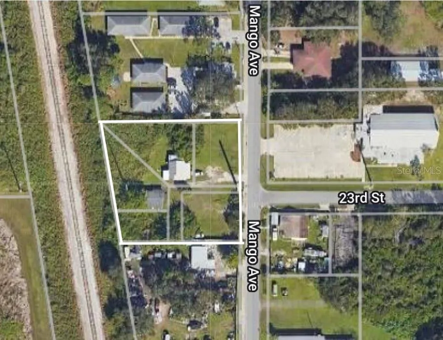 2305 MANGO AVENUE Sarasota, FL 34234