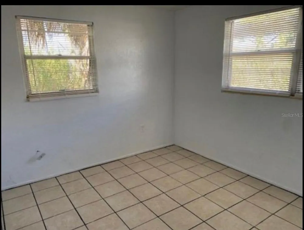 2305 MANGO AVENUE Sarasota, FL 34234