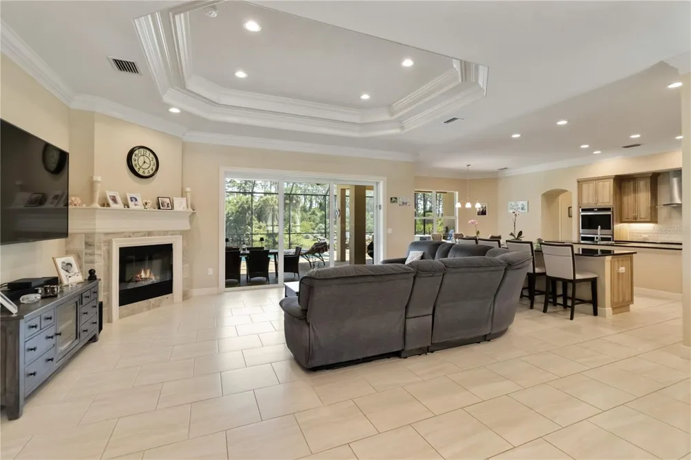 1991 HEASLEY Englewood, FL 34223