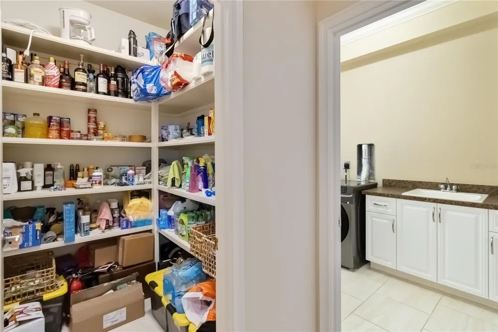 1991 HEASLEY Englewood, FL 34223