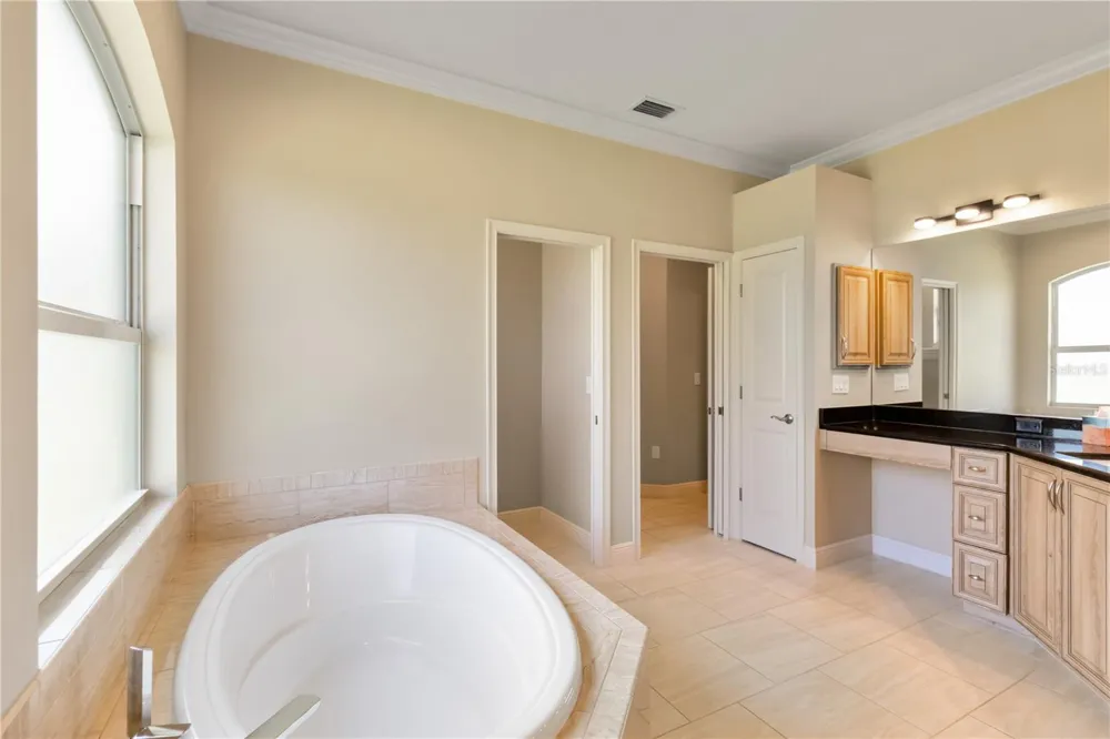 1991 HEASLEY Englewood, FL 34223