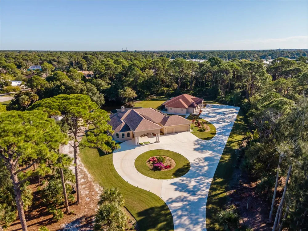 1991 HEASLEY Englewood, FL 34223