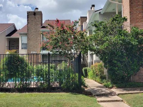 1818 Augusta Drive #29