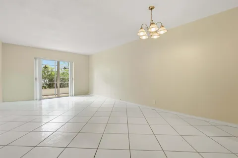 5480 NW 11TH STREET #102