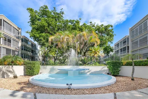 6731 CYPRESS ROAD #205