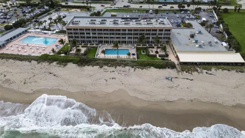 9800 S Ocean Drive #111