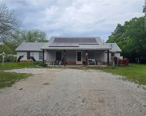 6220 W Highway 199