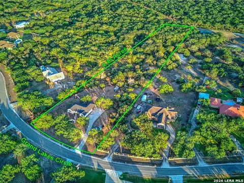 5769 Grand Lake Cir