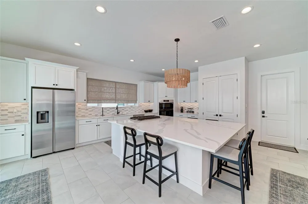 5935 CAT CLAW LANE Bradenton, FL 34210