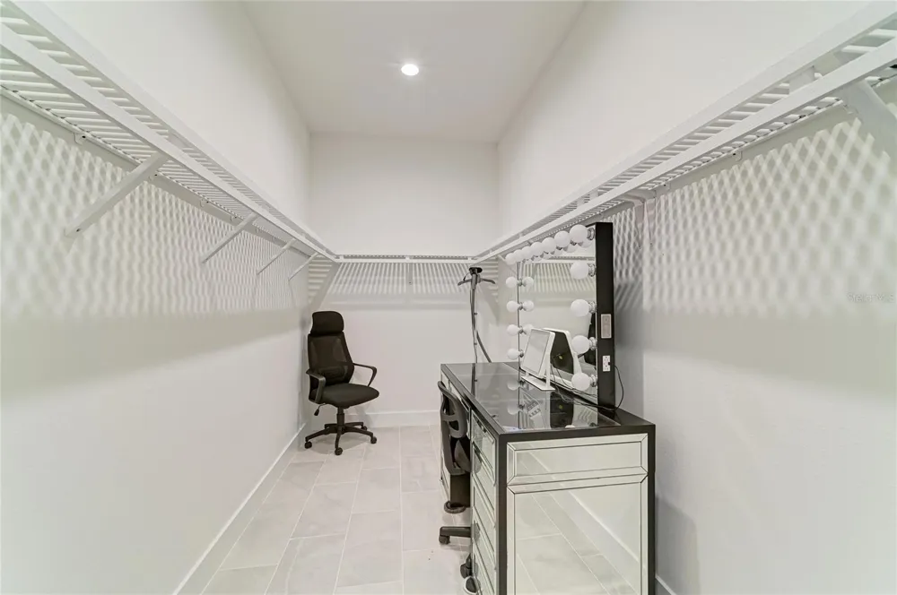 5935 CAT CLAW LANE Bradenton, FL 34210